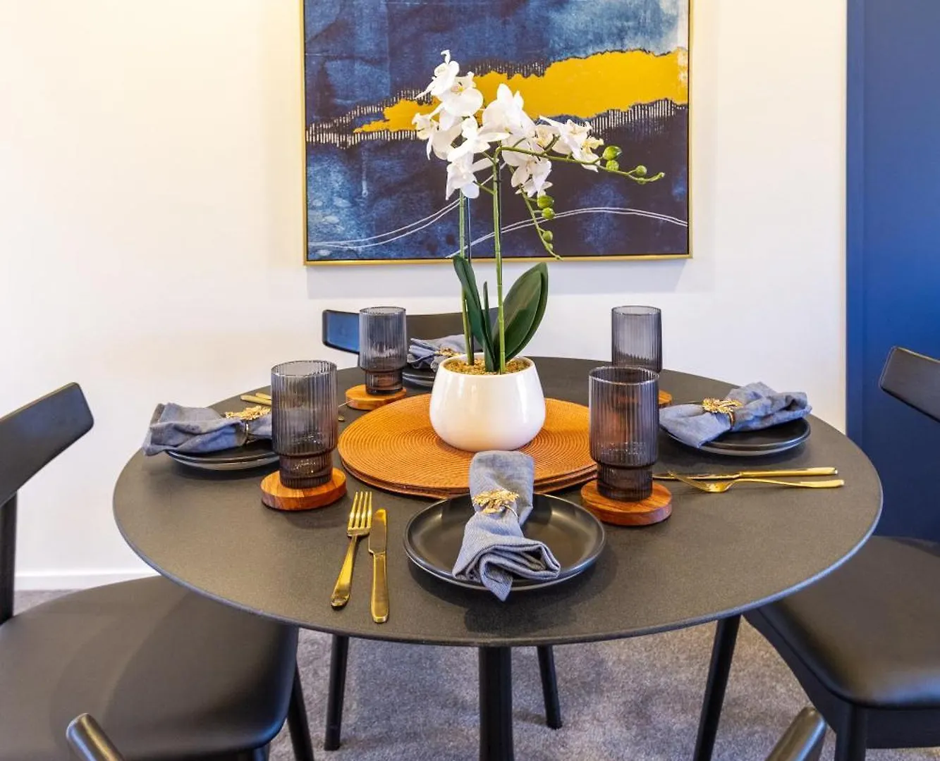 Cozy 2 Bedroom Near City Biking And Trails Christchurch Apartment